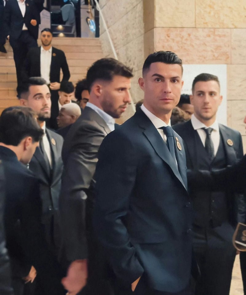 ảnh ronaldo bảnh zai