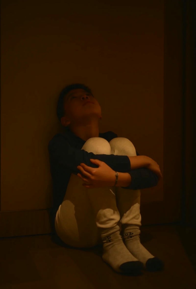 avatar sad boy bé nhỏ