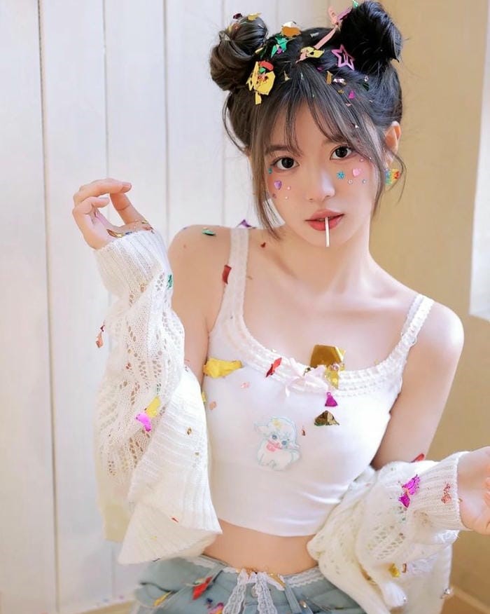 ảnh nữ cute