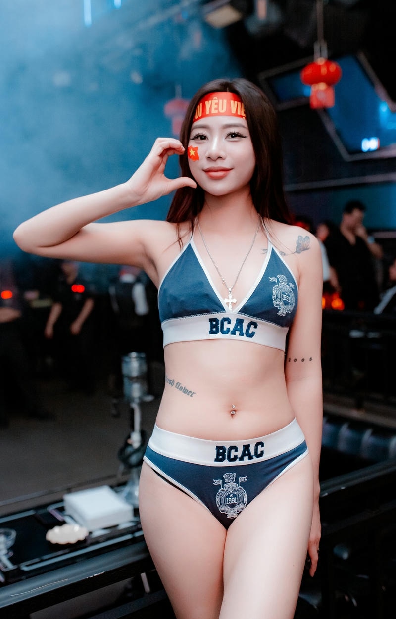 gái bar hô việt nam