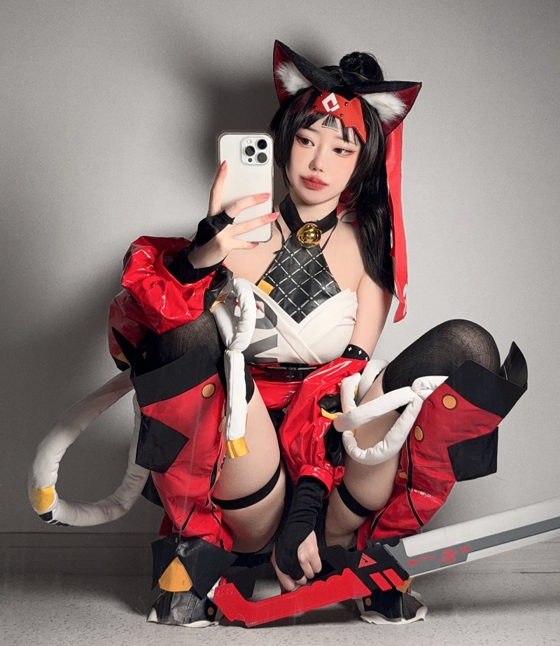 gái xinh cosplay 18+