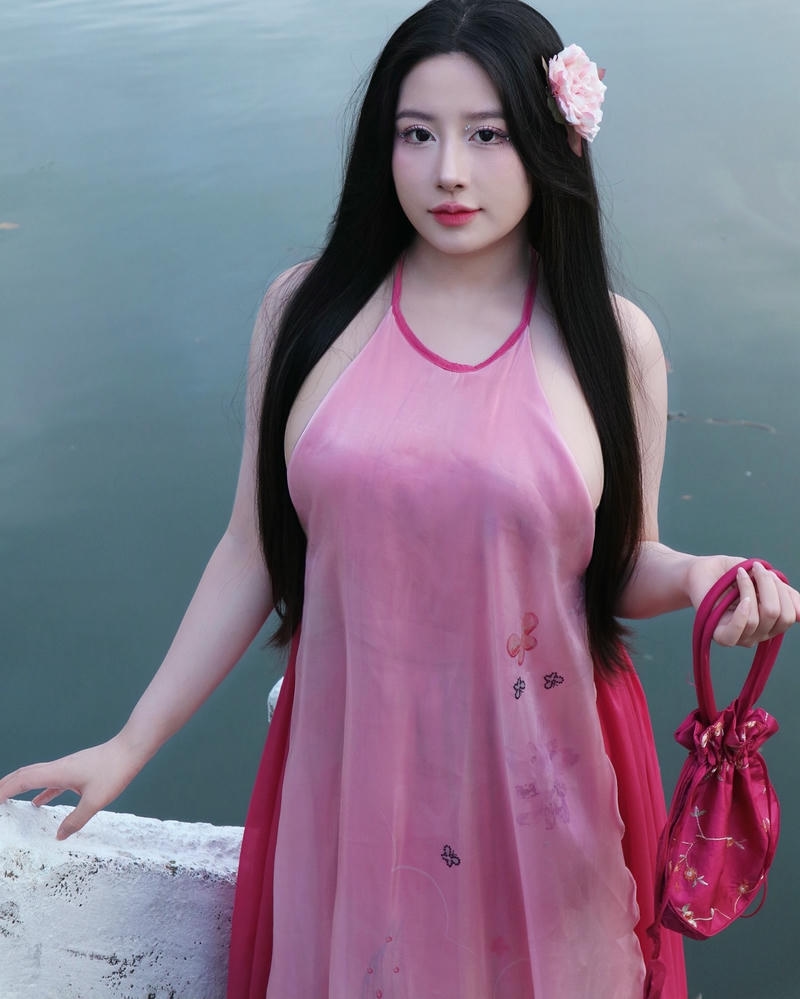 gái xinh mặc áo dài sexy