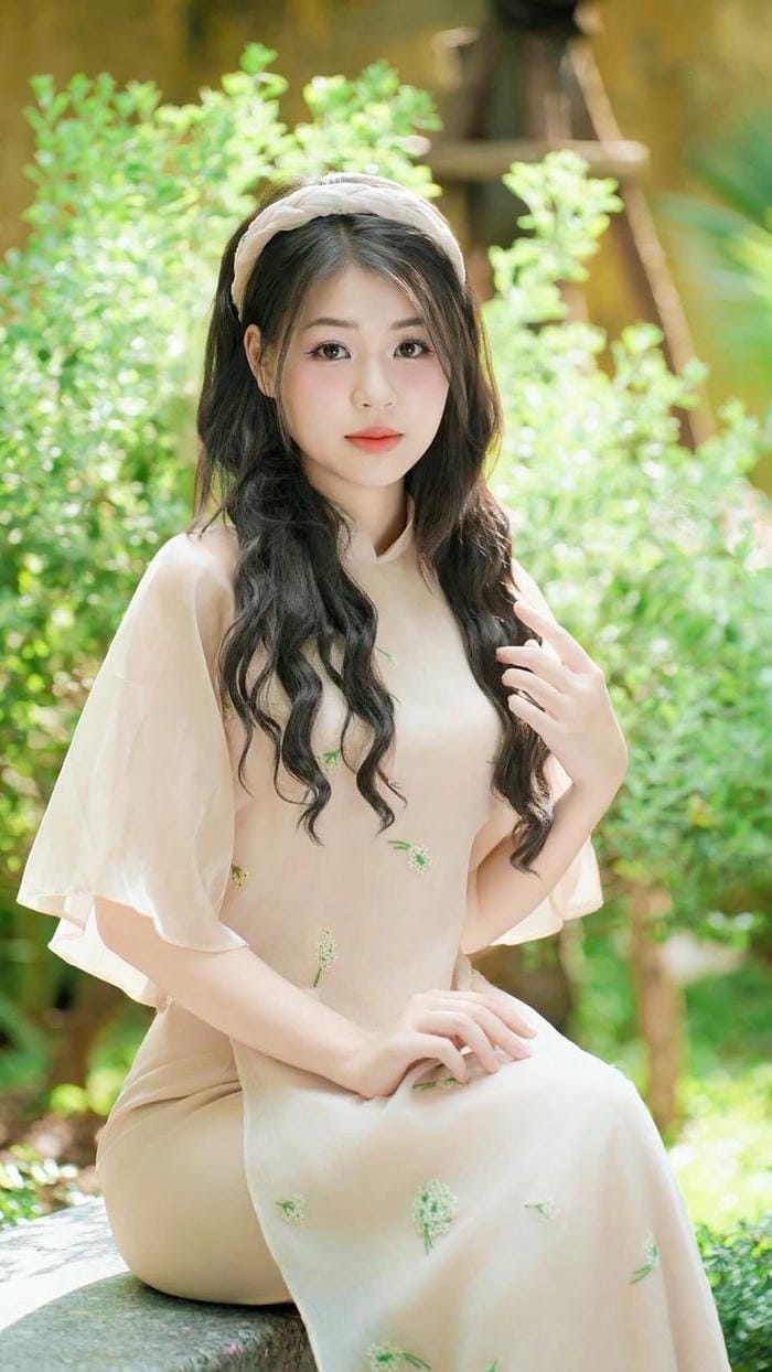 hinh anh gai xinh mac ao dai tet dep