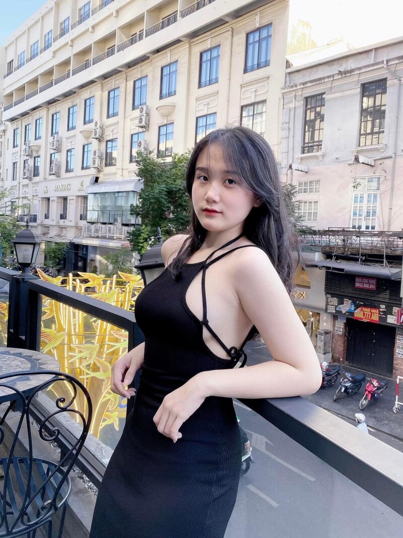 hot gỉl