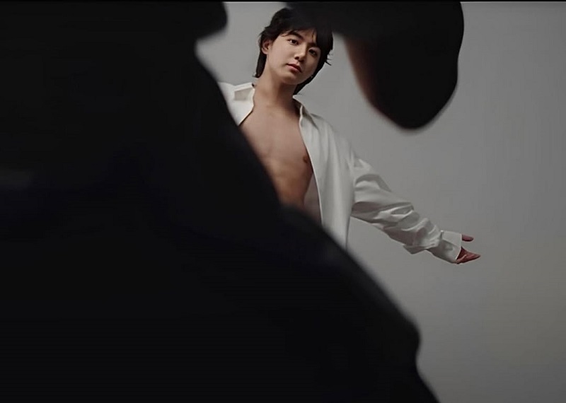 ảnh đẹp của jungkook múi