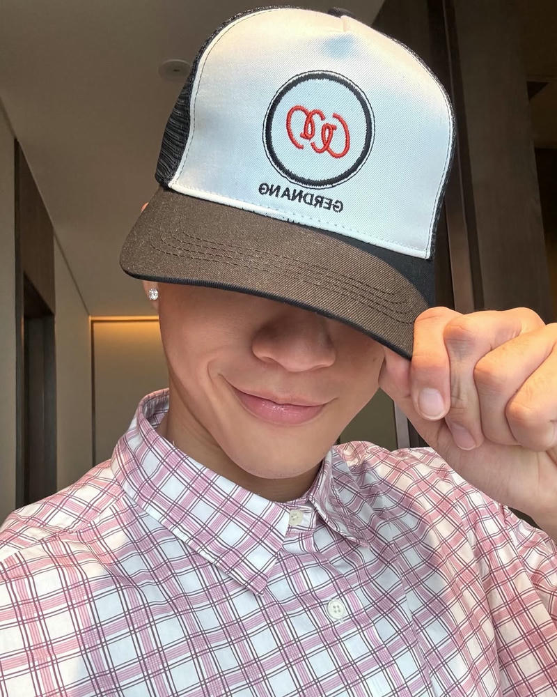 ảnh hiếu thứ hai mũ xinh