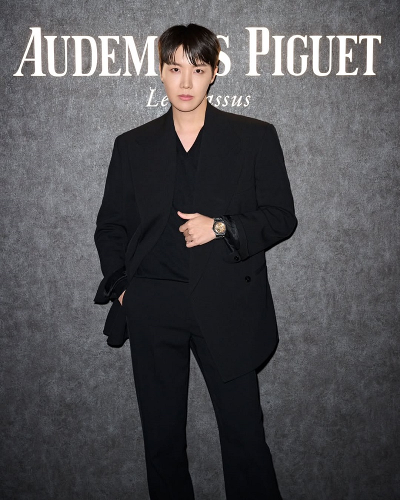 ảnh j hope cười