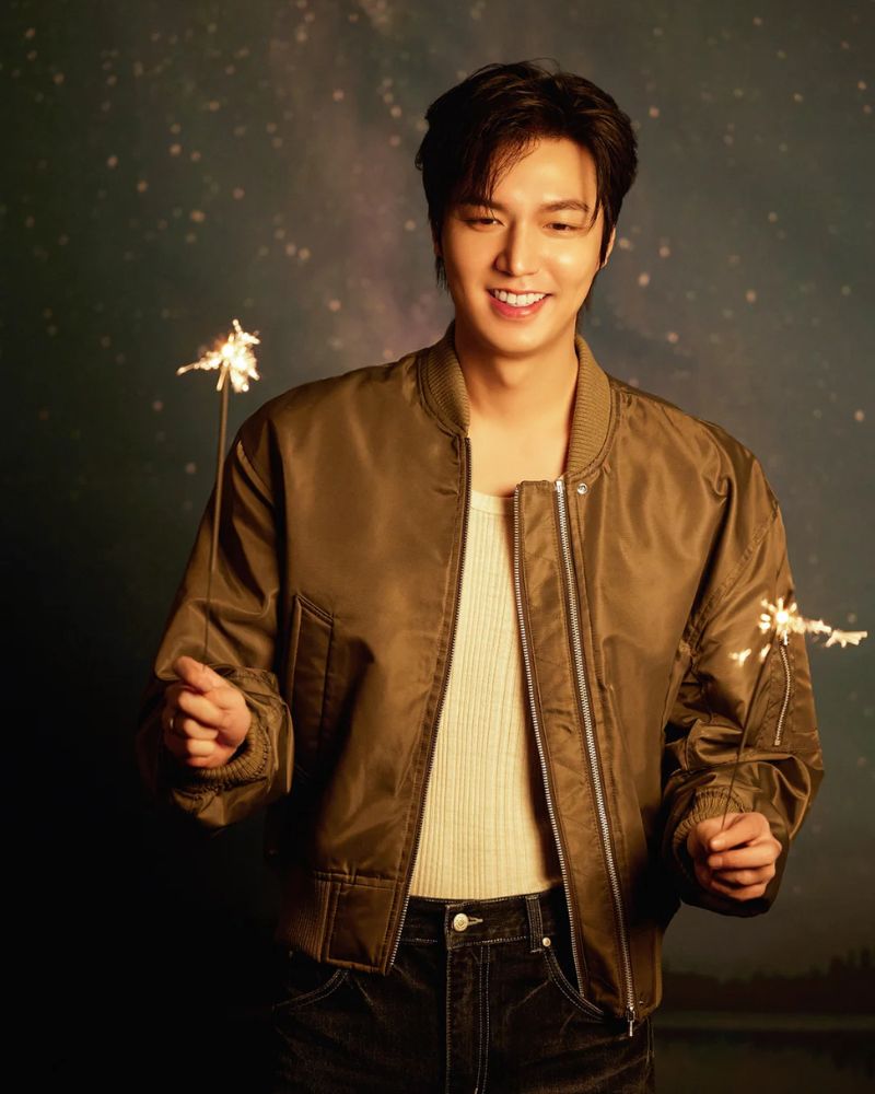 ảnh lee min ho cầm pháo