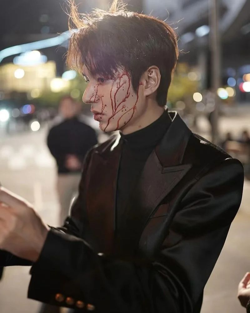 ảnh lee min ho máu