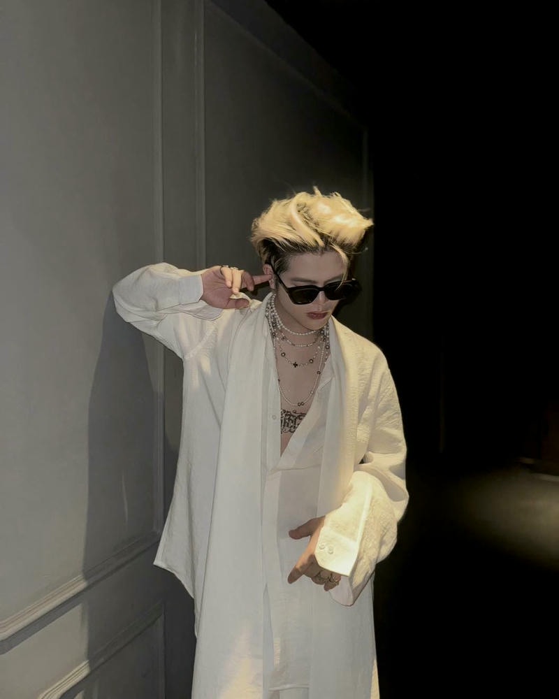 ảnh rhyder sơ mi ngầu