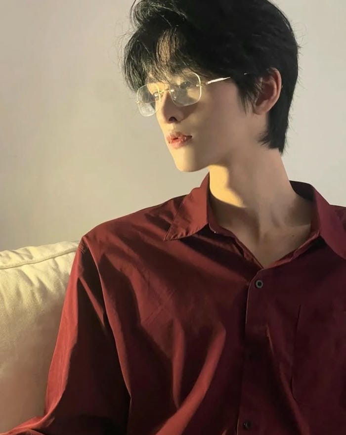 ảnh trai đeo kính đẹp