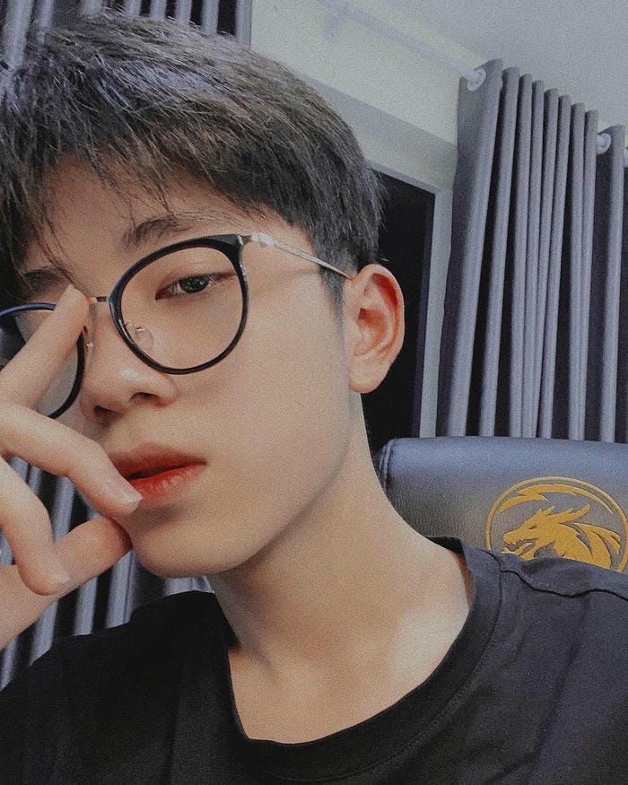 ảnh trai đẹp 18 tuổi che mặt