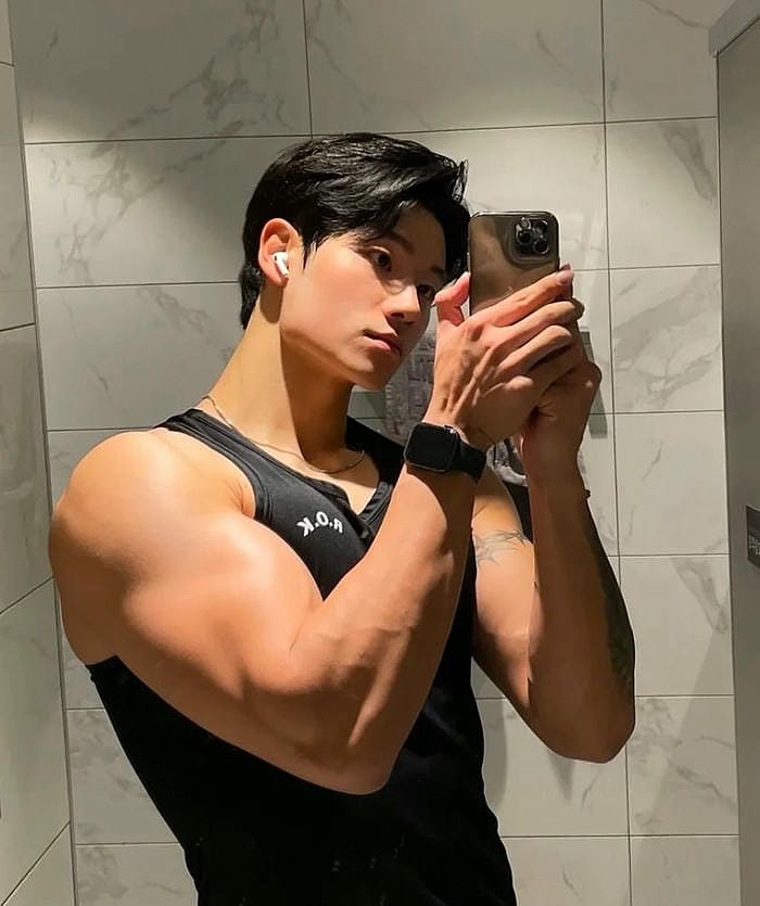 ảnh trai đẹp cơ bắp