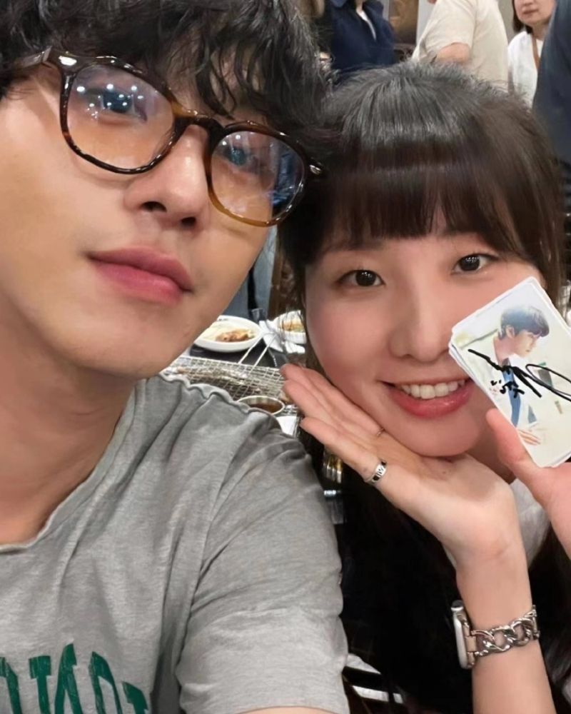 ảnh trai đẹp đeo kính dễ thương