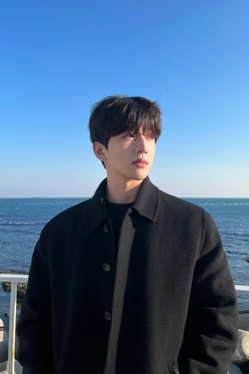 ảnh trai hàn quốc đi biển