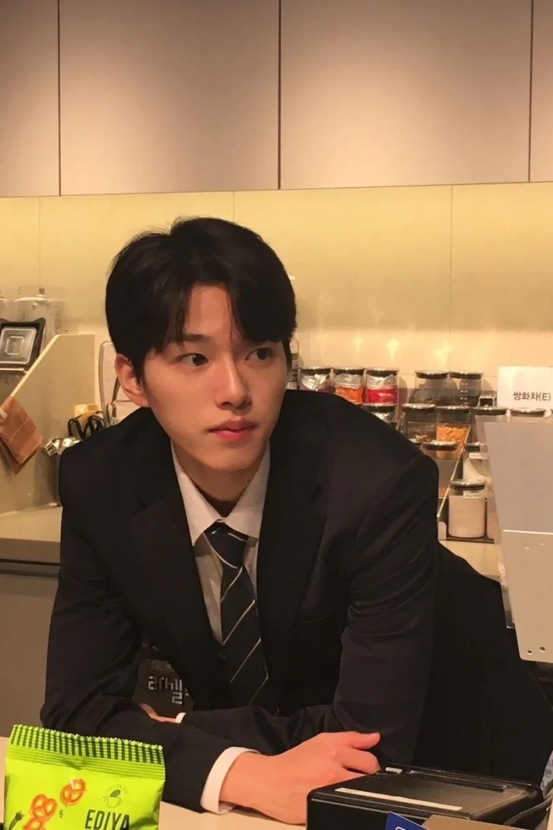 ảnh trai hàn quốc lịch sự