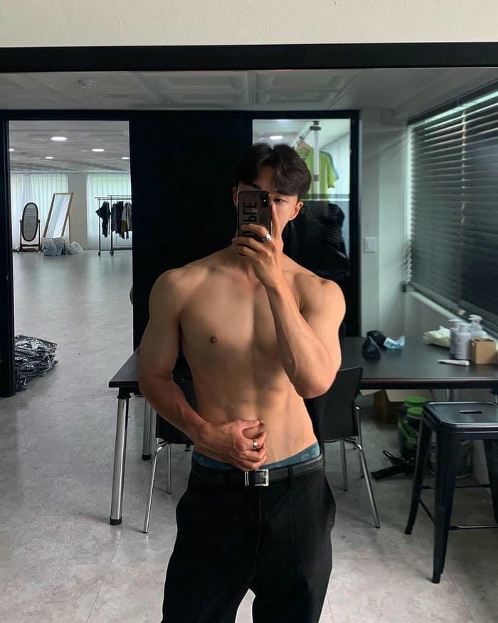 ảnh trai sáu múi cực đẹp