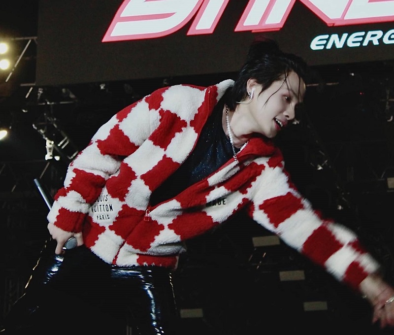 hình ảnh jack áo kẻ