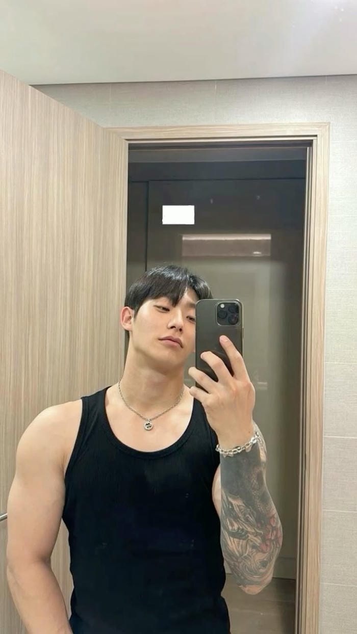 hình ảnh trai đẹp cơ bắp