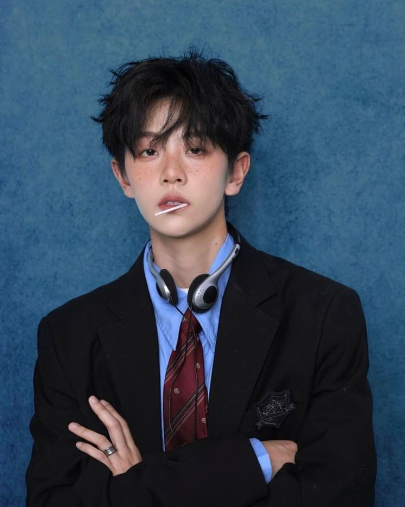 hình ảnh trai đẹp mặc vest