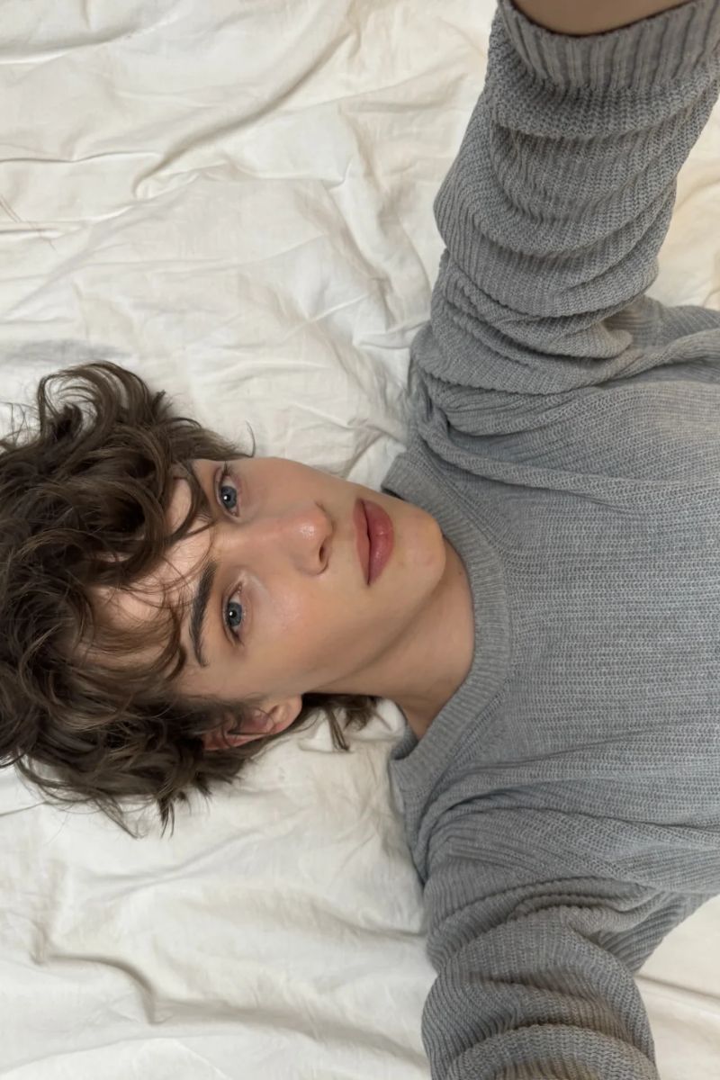 hình ảnh trai tây tự sướng