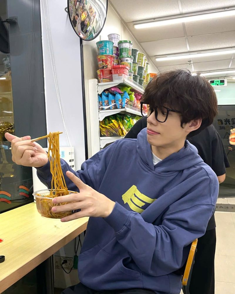 hình anime cute trai