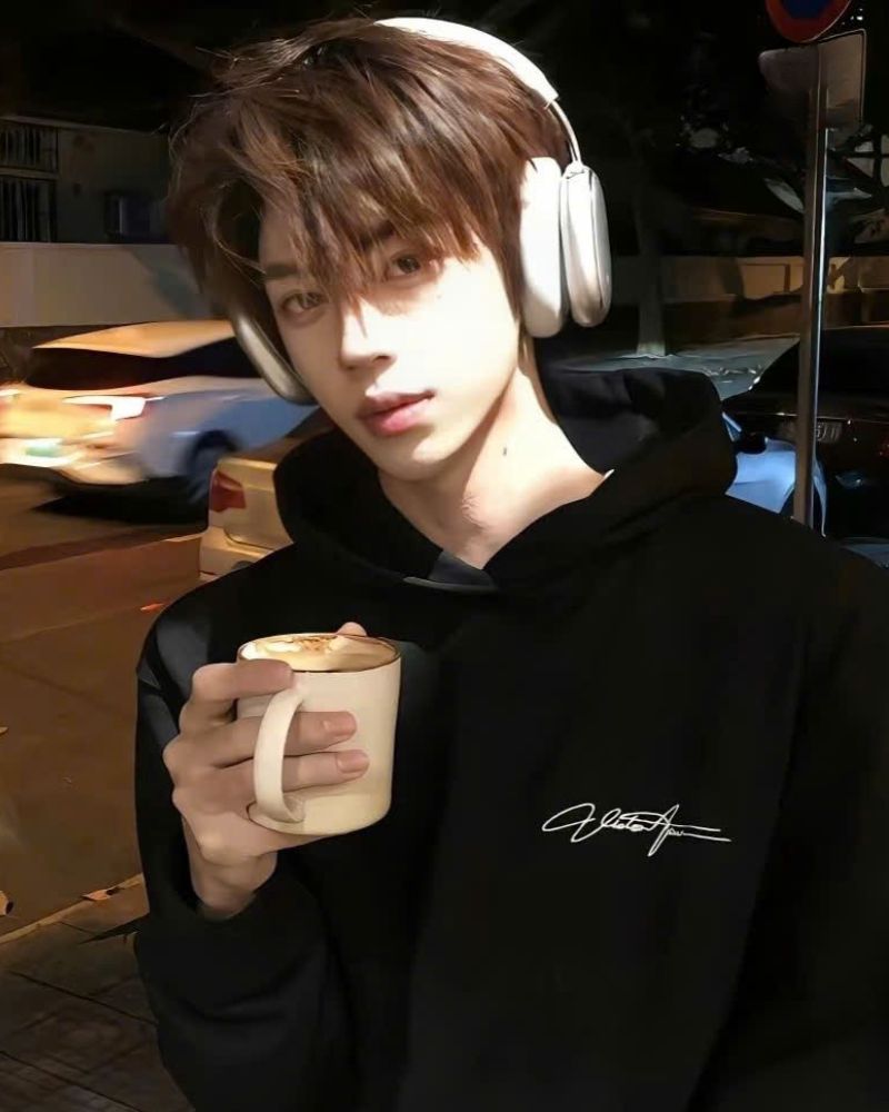 hình trai anime cute