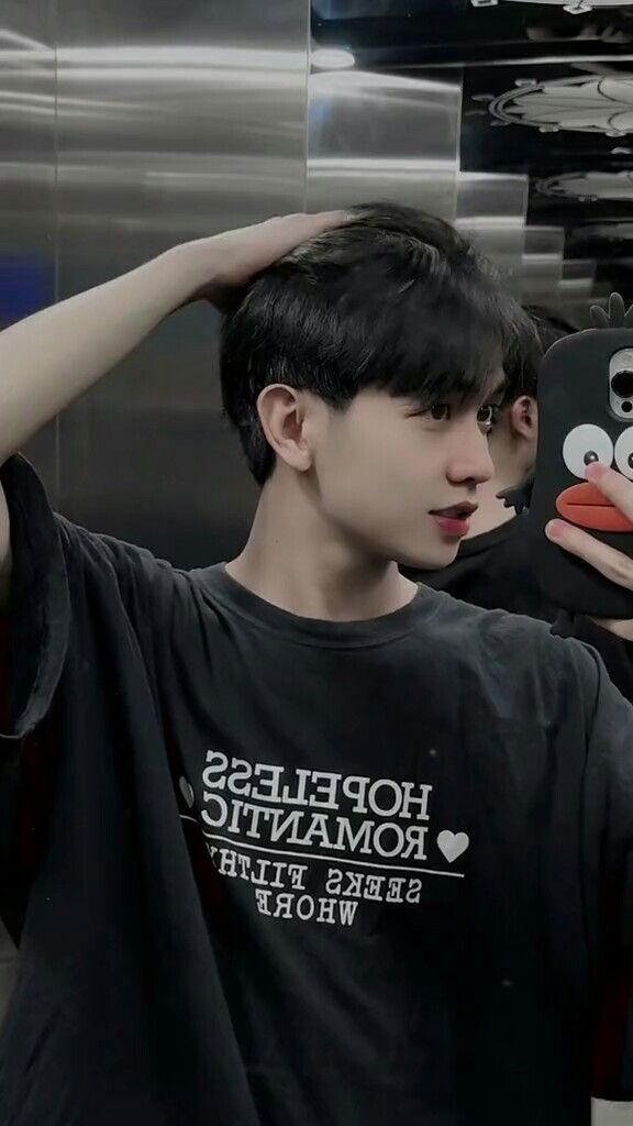 hình trai đẹp che mặt