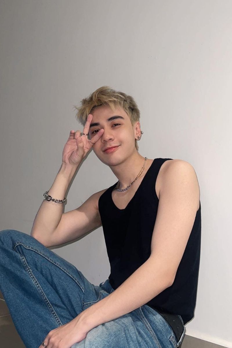 tik tok trai đẹp ngồi