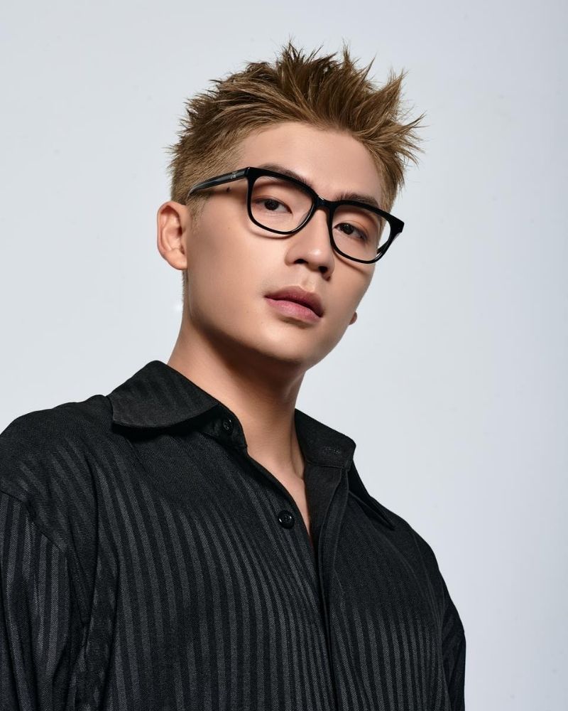 trai đẹp đeo kính việt nam