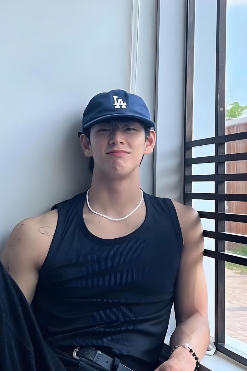 trai hàn quốc sáu múi