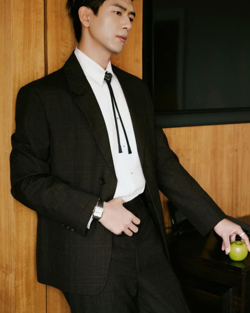 trai mặc vest ngầu